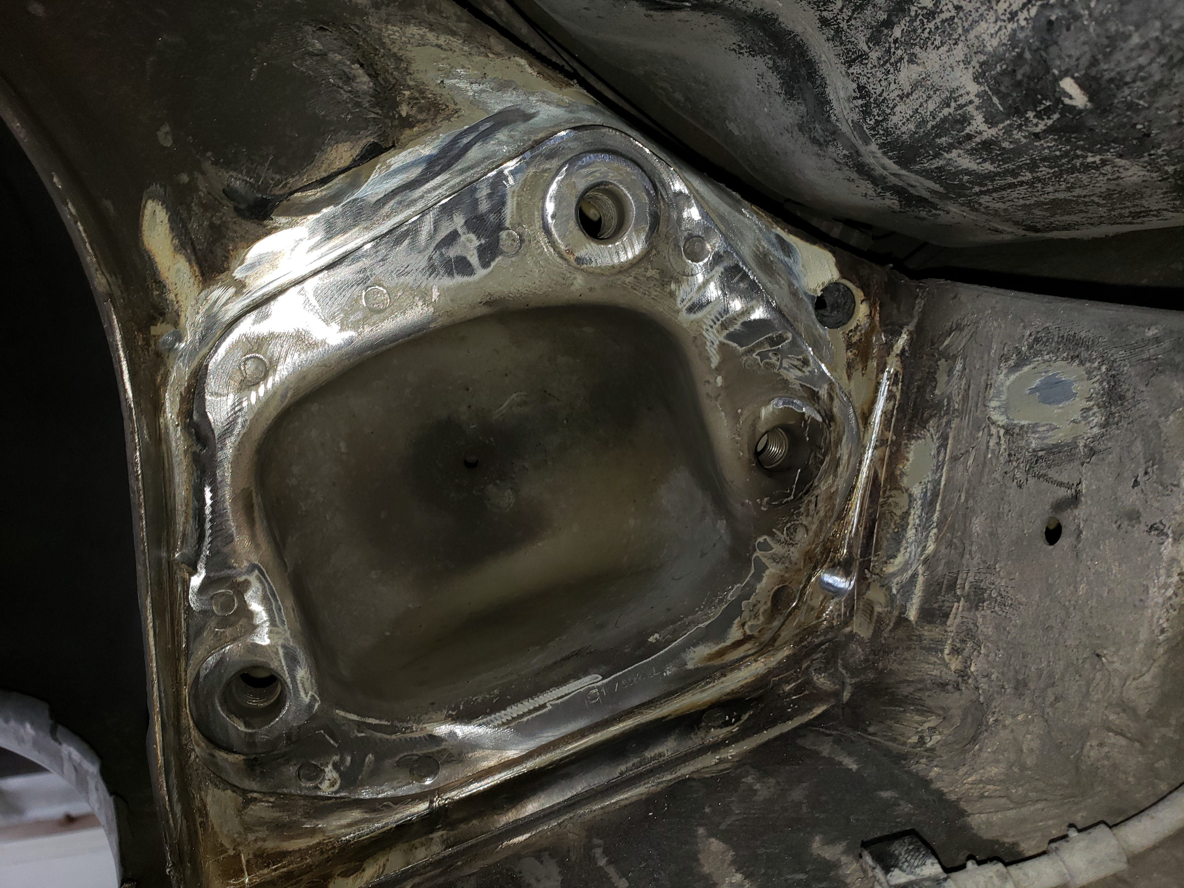 E46_rear_chassis_reinforcement_install_13.jpg