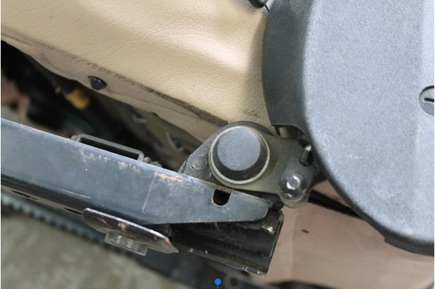 stock_e30_seat.PNG